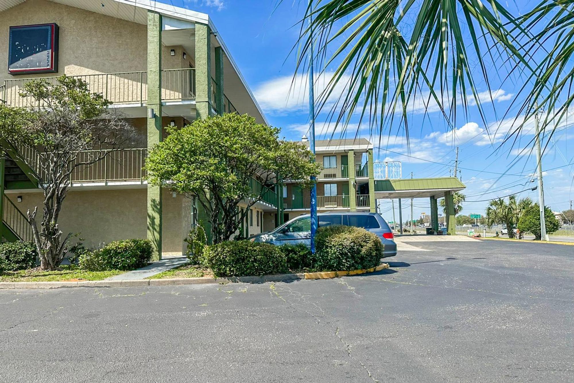 Oyo Hotel Mobile, Al I-65 At Airport Blvd Exterior photo